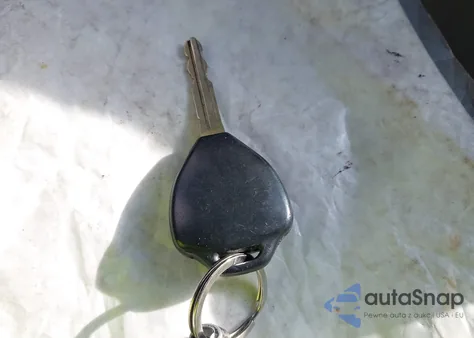 2011 Toyota Camry Le z USA, uszkodzony, nr VIN 4T1BF3EK3BU599311